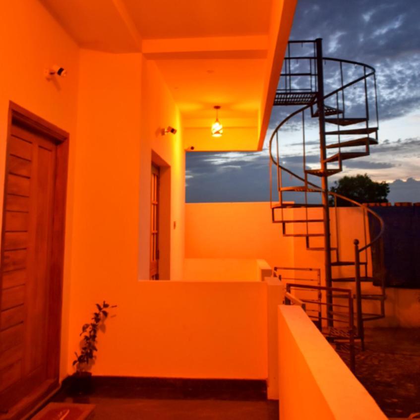 Dkv Beach View Bahur 외부 사진