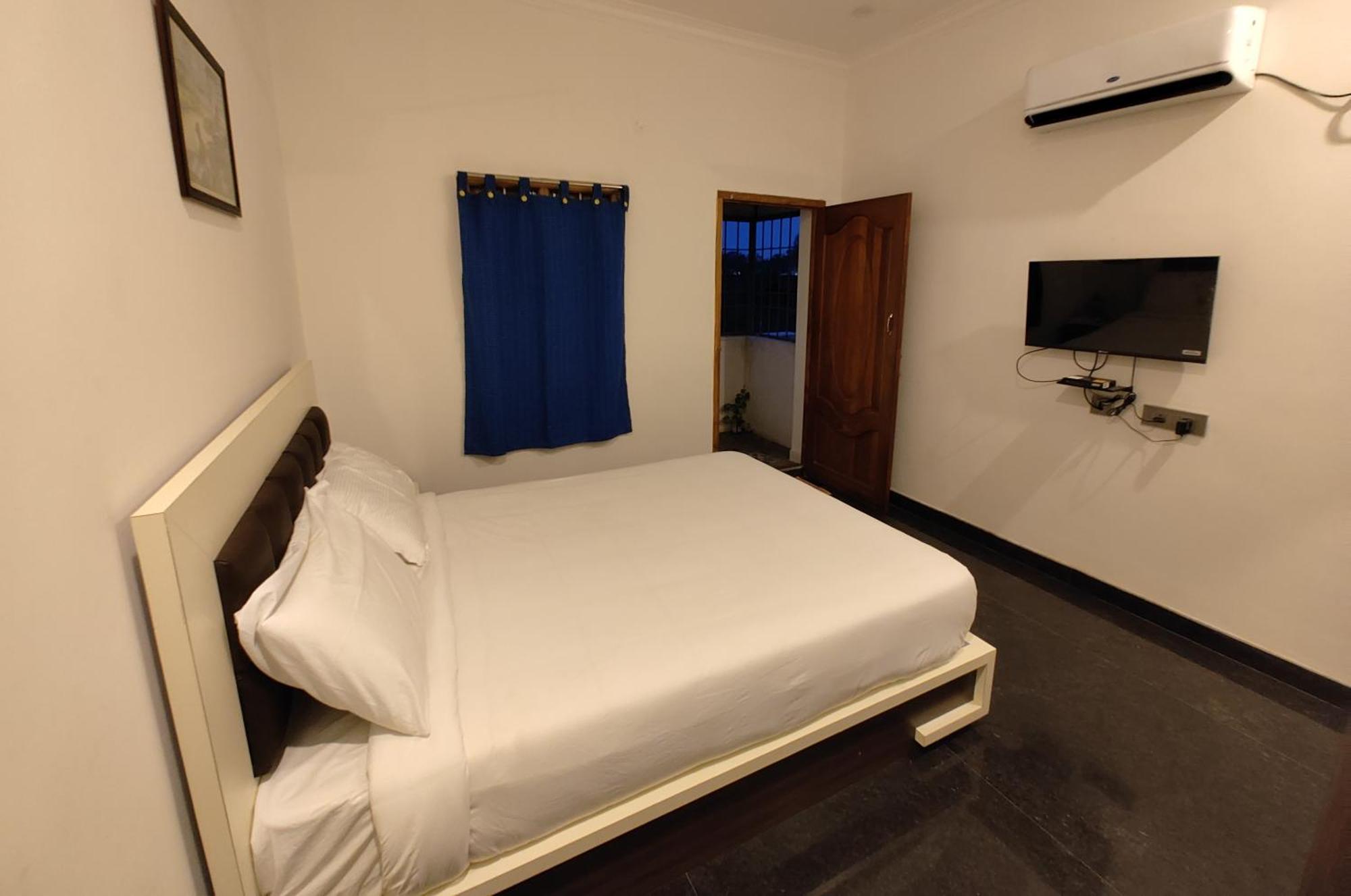 Dkv Beach View Bahur 외부 사진